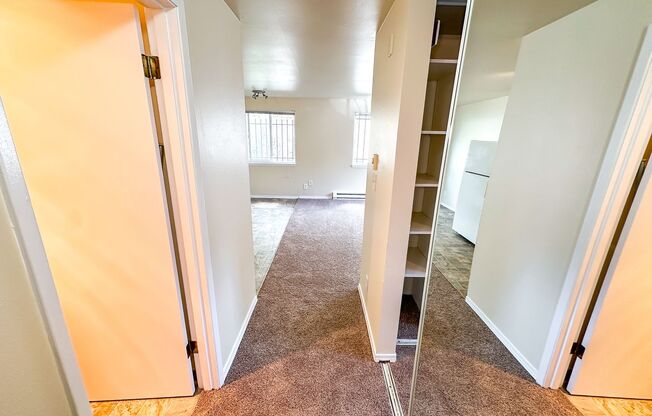 1 bed, 1 bath, 475 sqft, $1,295, Unit 208