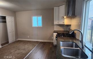 1 bed, 1 bath, 600 sqft, $2,000