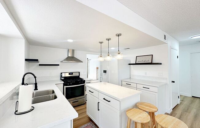 4 beds, 3 baths, $2,400