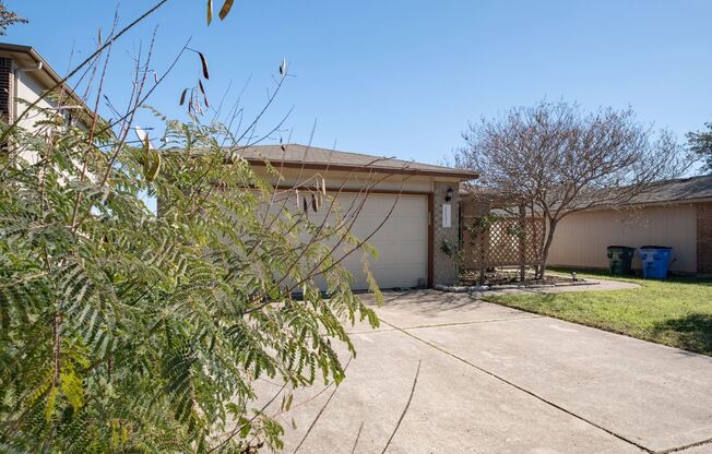 Delightful & Convenient 3 Bedroom, 2 Bath Home in Pflugerville
