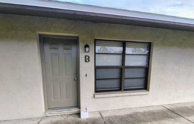 9402 9563 LYNN LN