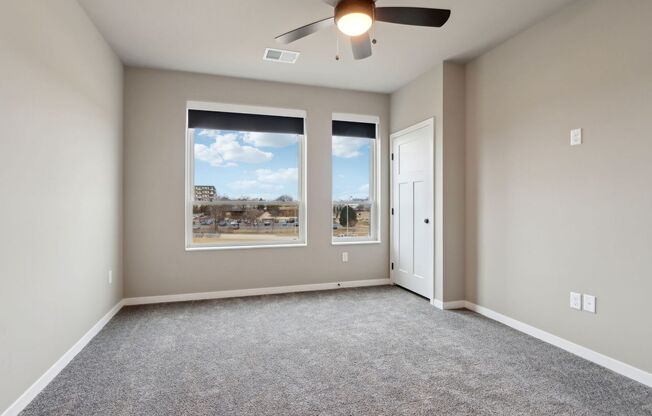 2 beds, 2 baths, 1,140 sqft, $2,255, Unit 5604-124