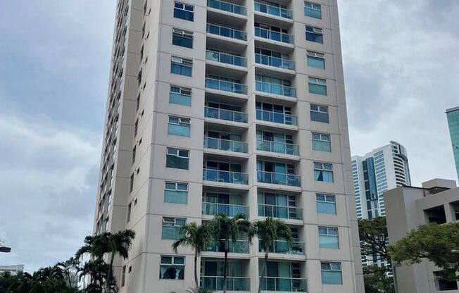 $2,200 - 1133 Waimanu - Kakaako/Ala Moana - 1 Bdrm/1 Bath/1 Prkg