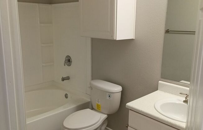 2 beds, 2 baths, 1,137 sqft, $1,599, Unit Las Vegas Blvd. 1239