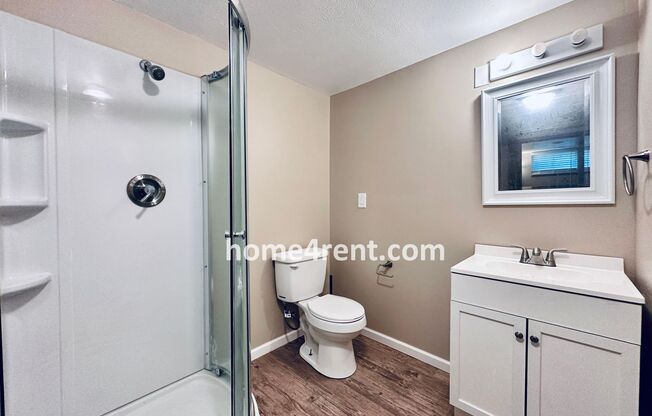 3 beds, 2 baths, $1,649