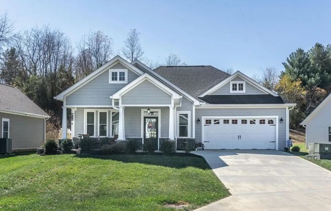 515 VILLA LN