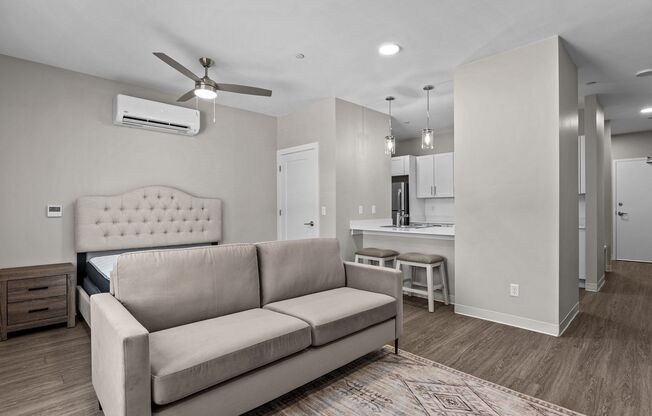 Studio, 1 bath, $1,350, Unit B104