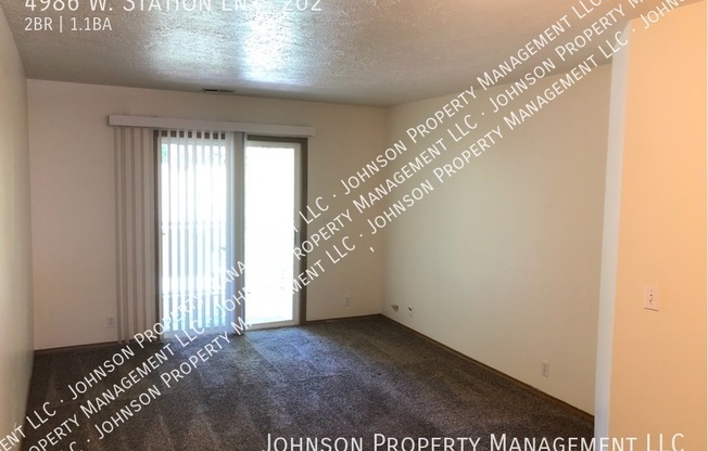 2 beds, 1.5 baths, 868 sqft, $1,245