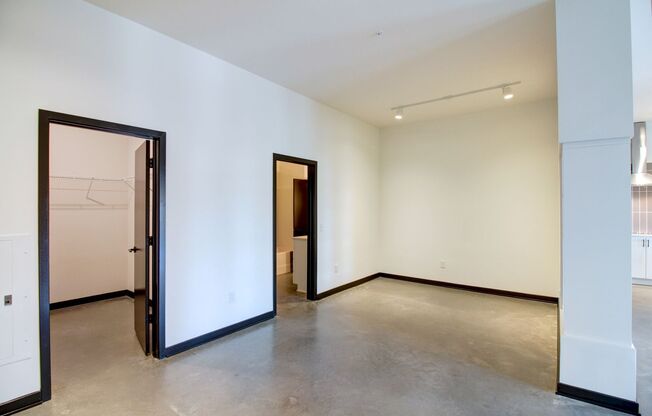 Studio, 1 bath, 1,271 sqft, $2,650, Unit 404