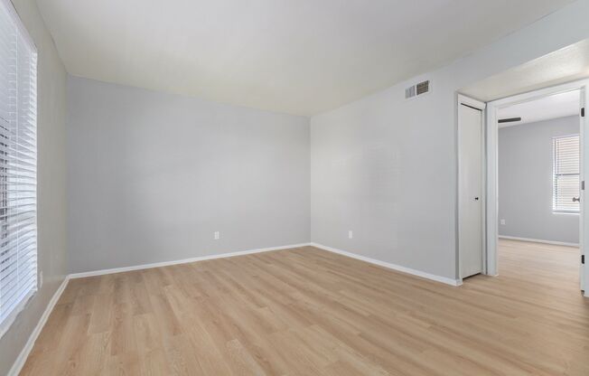 Available Now: 11350 W. Tennessee Upgraded Apartment