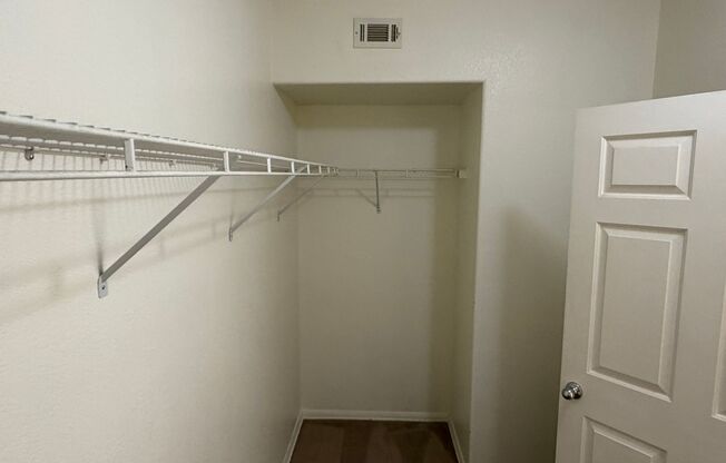 1 bed, 1 bath, $1,200, Unit UNIT 1123