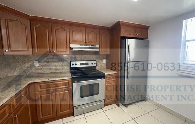 10120 NW 36 St