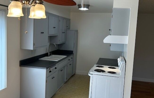 4501 Bellflower Blvd. #7, Long Beach, CA 90808
