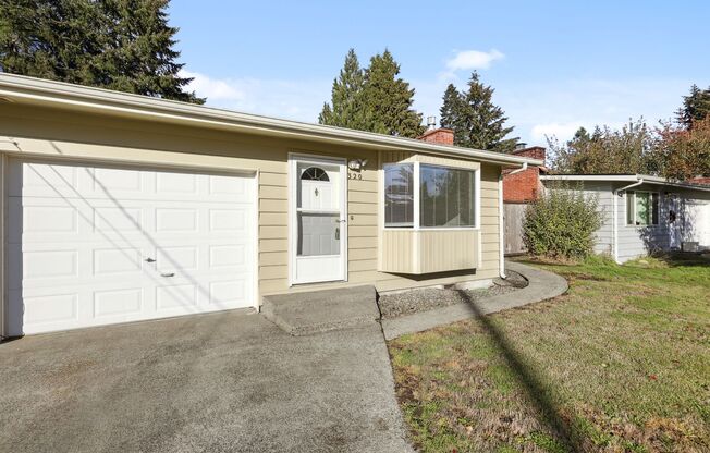 Move in ready! Charming Duplex in Tumwater offering 2 bedrooms and 1 bath