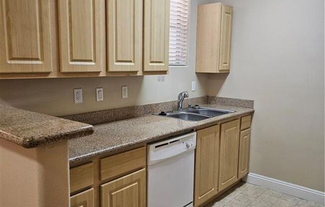 1 bed, 1 bath, $1,300