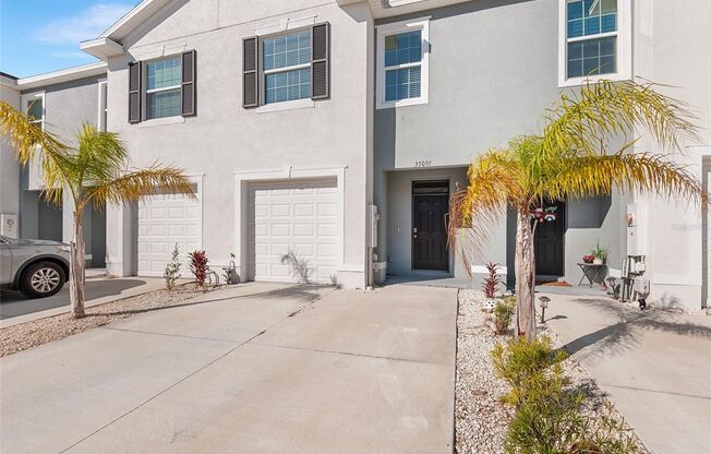 WESLEY CHAPEL TOWNHOME FOR RENT!