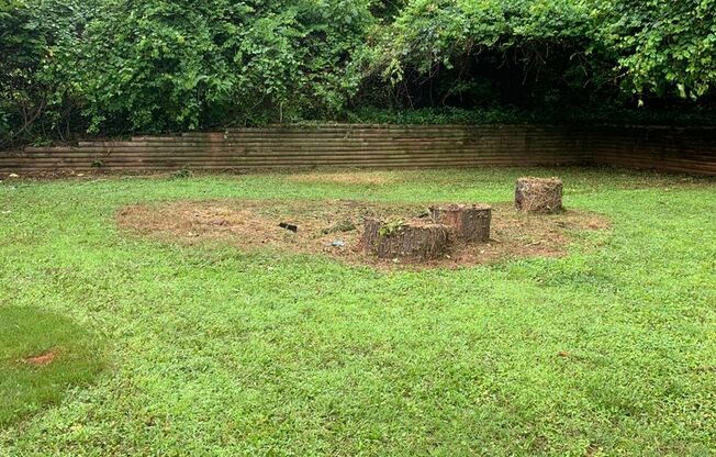 Tons of space and room to entertain!! Open House Available 11/08/25 @ 1:30pm until 2:00Pm