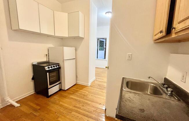 1 bed, 1 bath, $2,500, Unit 1