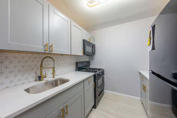175-45 88th Avenue