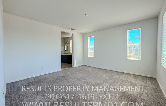 Gorgeous luxury Home! Great price! Spacious 4 bedroom w/Loft