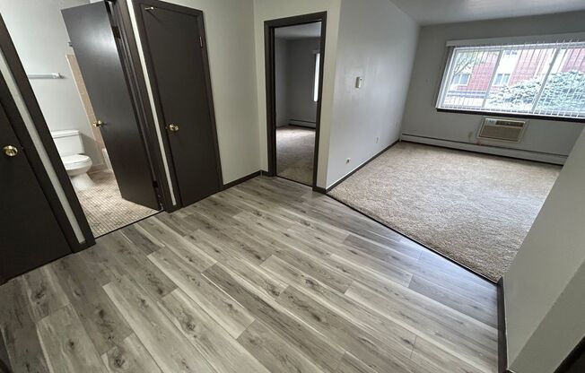 1 bed, 1 bath, $995, Unit 141