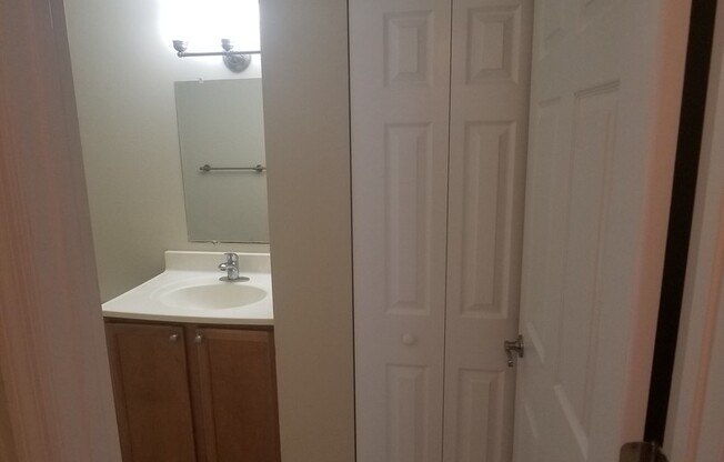 2 beds, 2 baths, $1,800