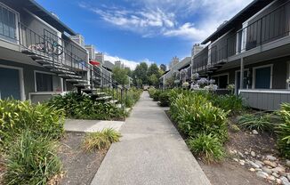 Cambridge Square Apartments in Rohnert Park!