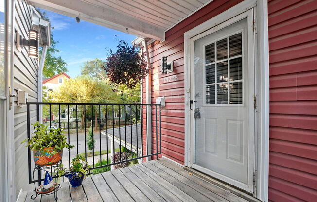 1423 E BRECKINRIDGE ST