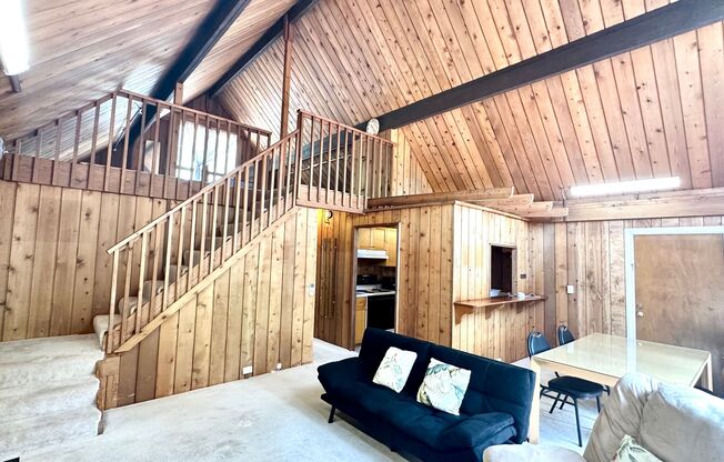 Available Now - Highly Desired 2 Bedroom, 1 Bath, Duplex in Manoa Valley!