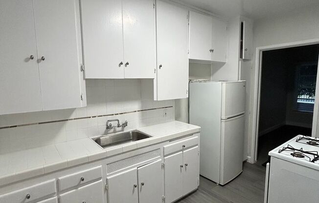 Studio, 1 bath, $1,465, Unit 03