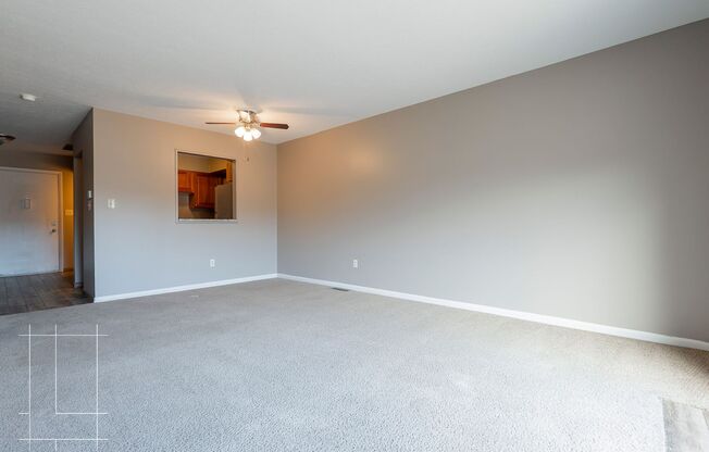 2 beds, 1.5 baths, $1,425, Unit 393 E Buttles Ave Apt. H