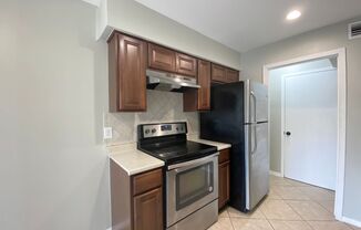 2 beds, 1 bath, $1,600