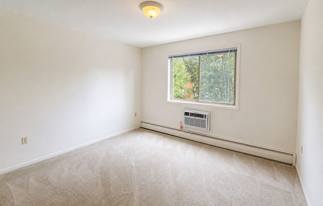 1 bed, 1 bath, 615 sqft, $1,695, Unit 206