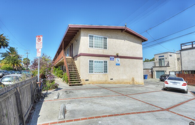 313 MILDRED AVE