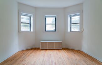 2 beds, 1 bath, 790 sqft, $1,865, Unit 4715-1S