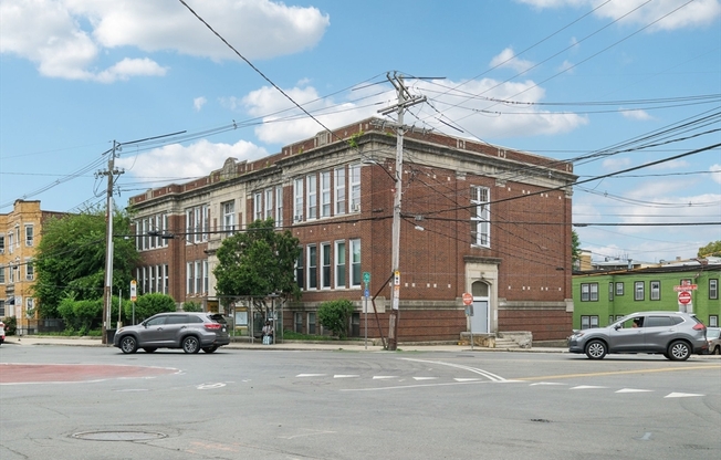 48 WASHINGTON AVE