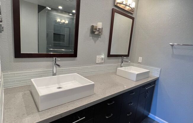 3 Bedroom Home in North Mira Mesa!