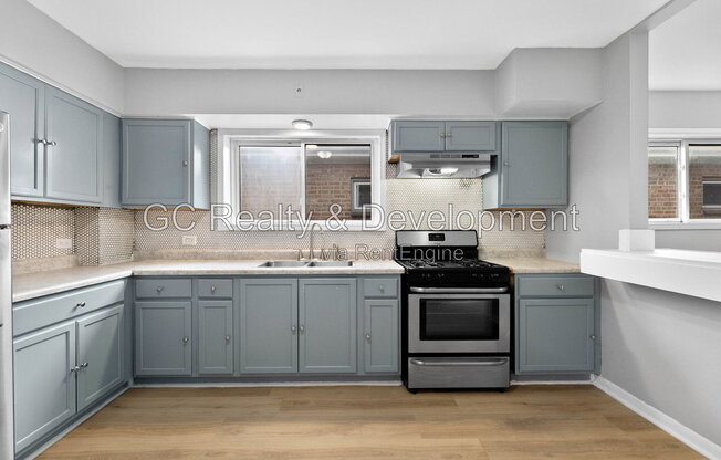 3 beds, 1 bath, 1,055 sqft, $1,695, Unit 2