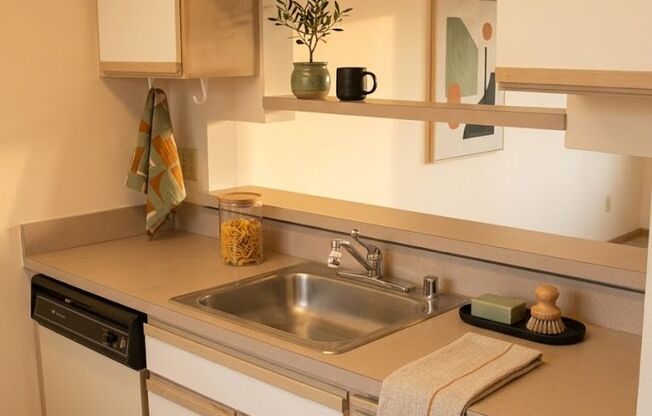 1 bed, 1 bath, 550 sqft, $1,875, Unit 102