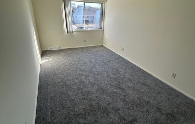 2 beds, 1.5 baths, 1,000 sqft, $1,575, Unit 3343