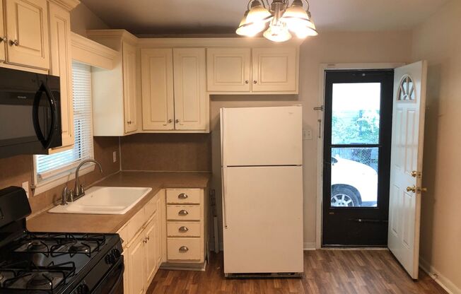 2184 Lamore Dr.- East Columbus
