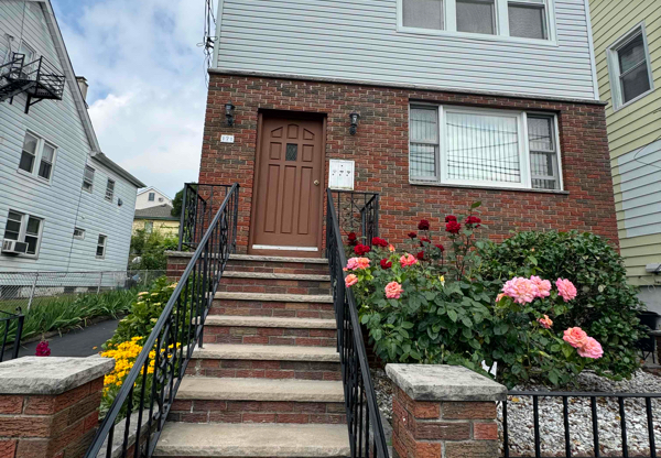 171 HIGHLAND AVE