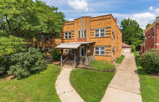 1672 LLANFAIR AVE