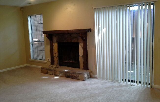 AWESOME STONE MOUNTAIN TOWNHOME LIVING AT ITS BEST!