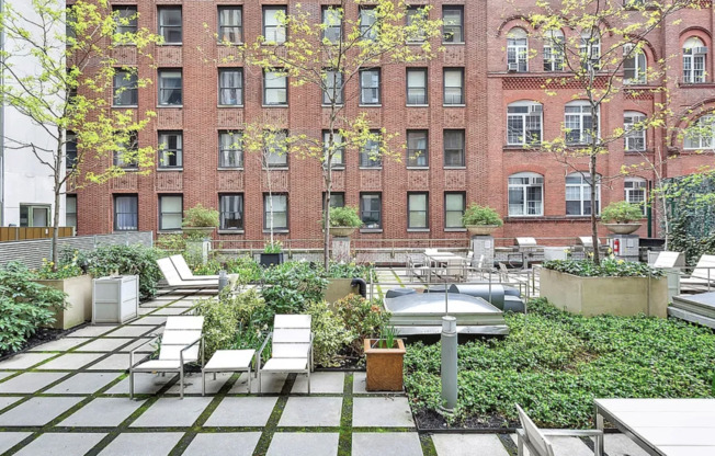 Studio, 1 bath, 550 sqft, $3,995, Unit 1102