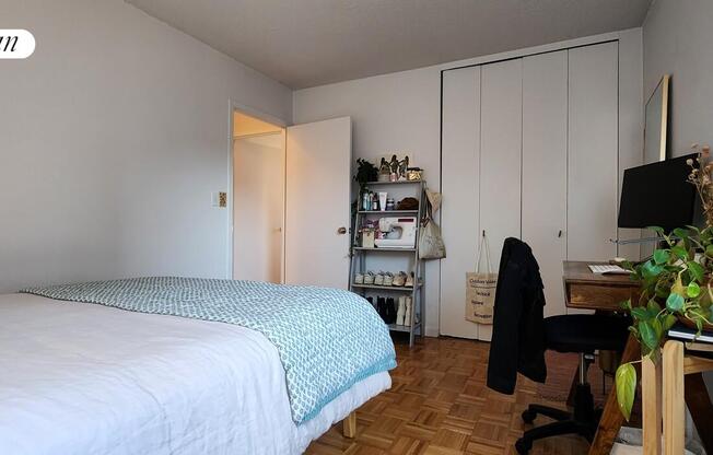 2 beds, 1 bath, $5,900, Unit 15B