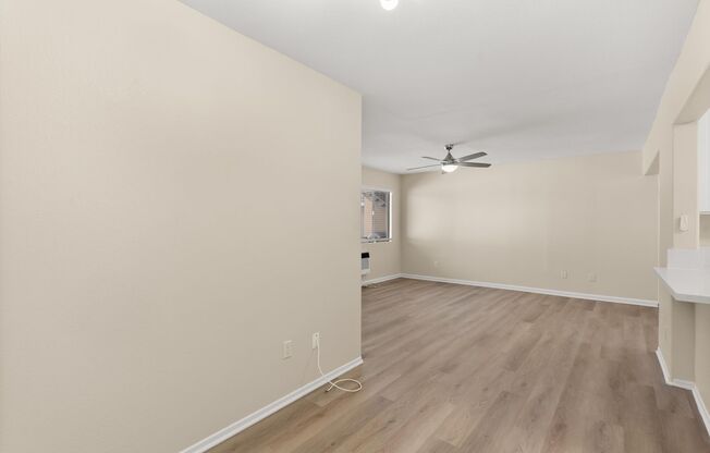 3 beds, 1.5 baths, 1,000 sqft, $2,550, Unit 4133-A