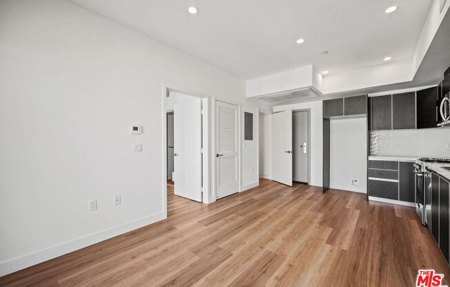 2 beds, 2 baths, 714 sqft, $3,495, Unit 609