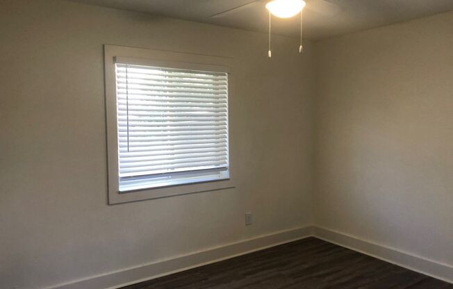 2 beds, 1 bath, 700 sqft, $1,750, Unit 218-07