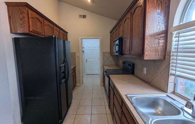 4 beds, 2 baths, $2,100